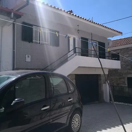 Casa De Ferias No Geres Holiday home Ferral